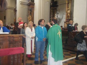 Misa para los hispanos en la Parroquia de Santo Tomás