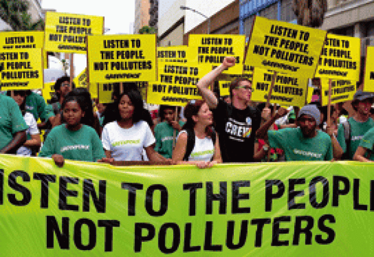 Protesta en Durban contra el cambio climatico