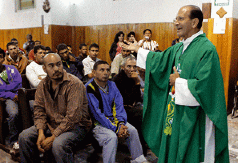 Alejandro Solalinde, sacerdote mexicano amenazado de muerte