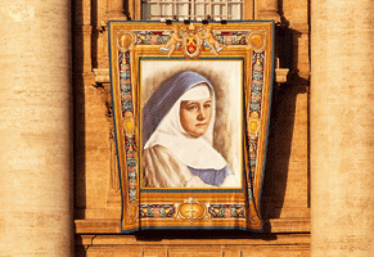 canonización santa Carmen Salles lienzo en la Plaza de San Pedro del Vaticano
