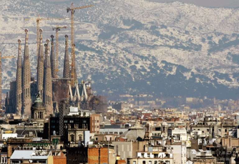 vista de la Sagrada Familia en Barcelona