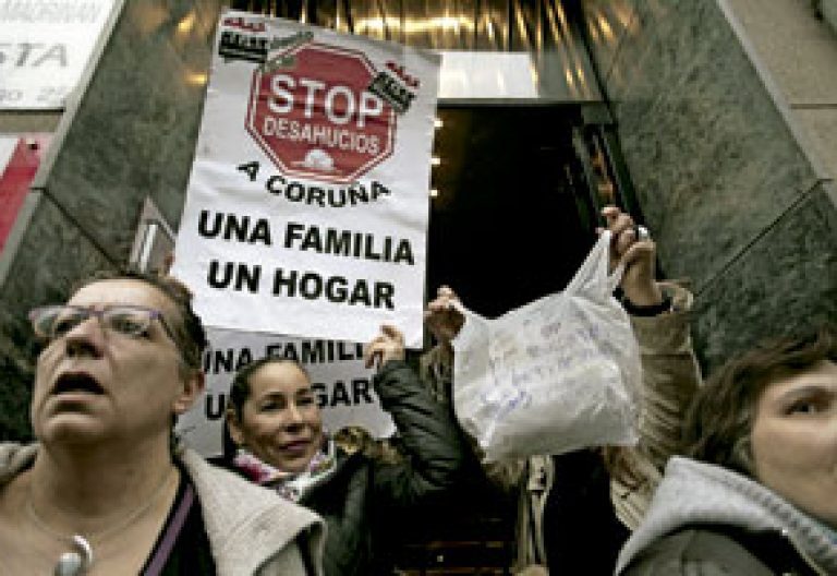 grupo de protesta Stop desahucios A Coruña