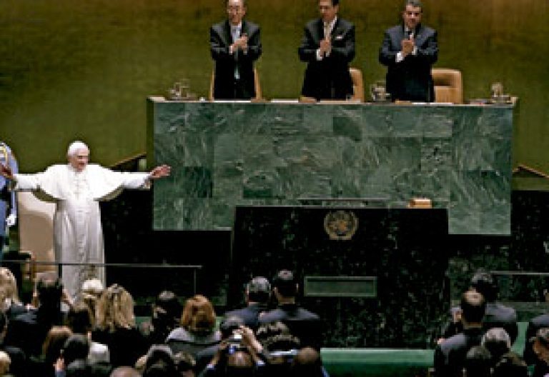 papa Benedicto XVI en la ONU abril 2008