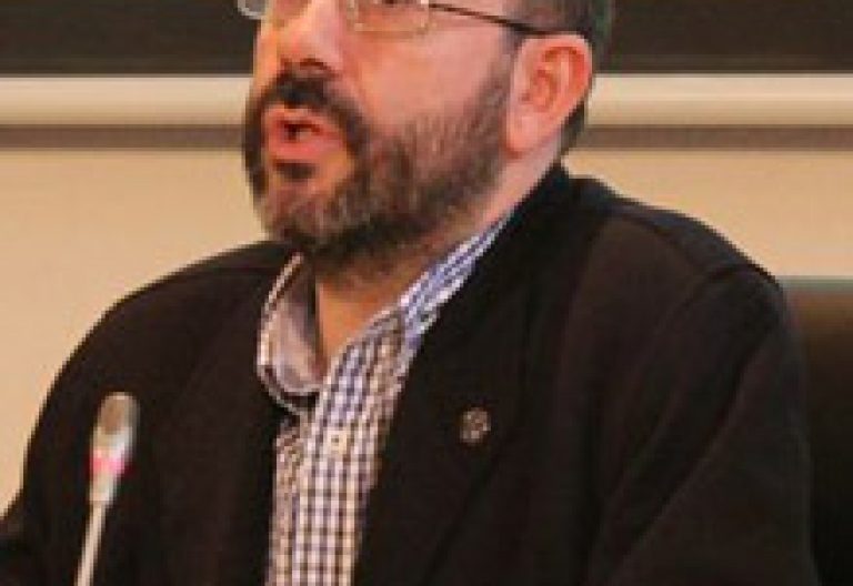 Daniel Izuzquiza, director de Pueblos Unidos presentación Informe CIE 2012