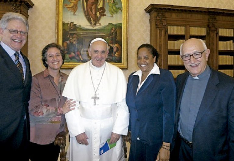 papa Francisco con la presidencia de la CLAR junio 2013