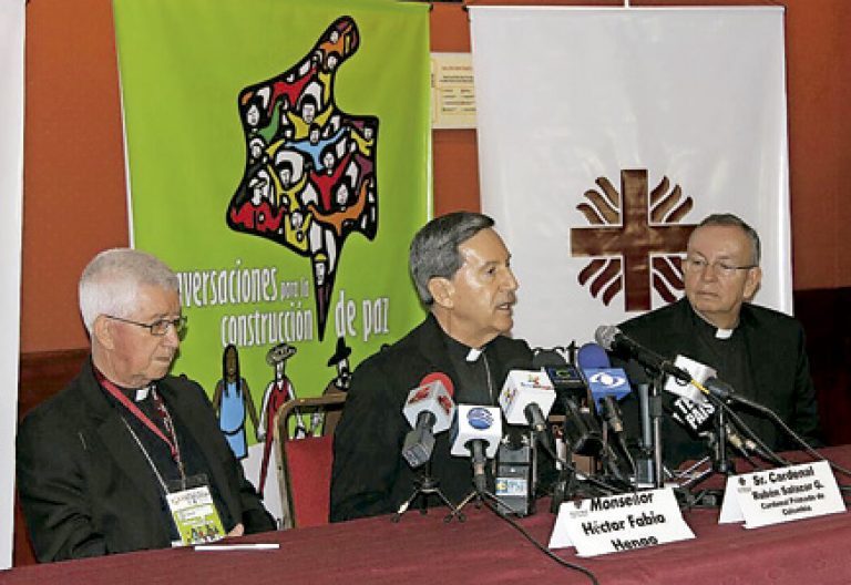 Rubén Salazar, cardenal de Bogotá, en el VI Congreso Nacional de Reconciliación en Colombia octubre 2013