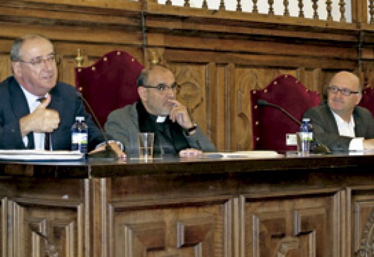 acto académico en la UPSA sobre la encíclica Lumen fidei