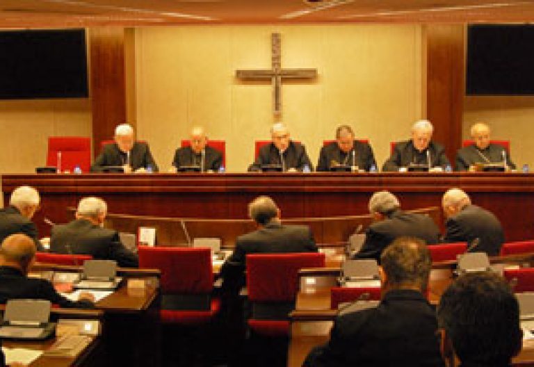 Obispos en la CII Asamblea Plenaria de la Conferencia Episcopal Española