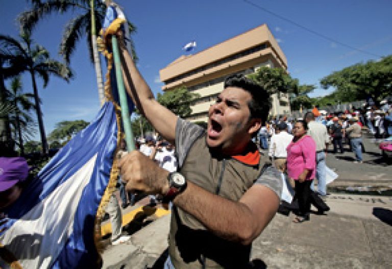 protestas en Nicaragua contra la reforma de la Constitución