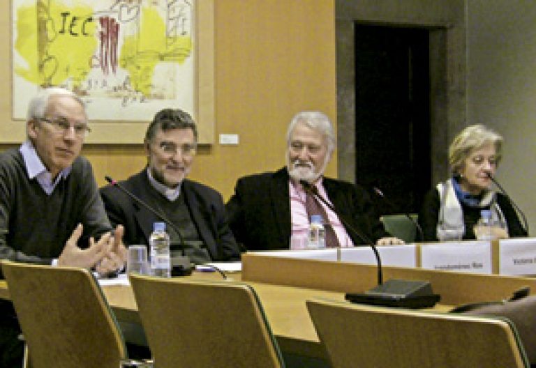 intelectuales y docentes catalanes firman un texto en defensa de las Humanidades