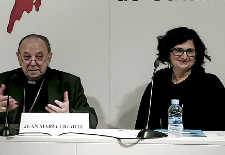Juan María Uriarte y Rosa Lluch en la presentación del libro La reconciliación