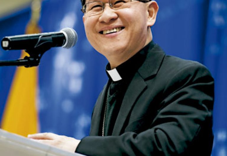 cardenal Luis Antonio Tagle, arzobispo de Manila, Filipinas, nuevo presidente de Cáritas Internationalis mayo 2015