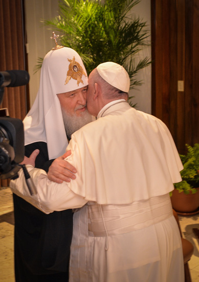 papa Francisco y Kirill de Moscú, patriarca ortodoxo ruso, se encuentran en La Habana, Cuba, viernes 12 de febrero de 2016