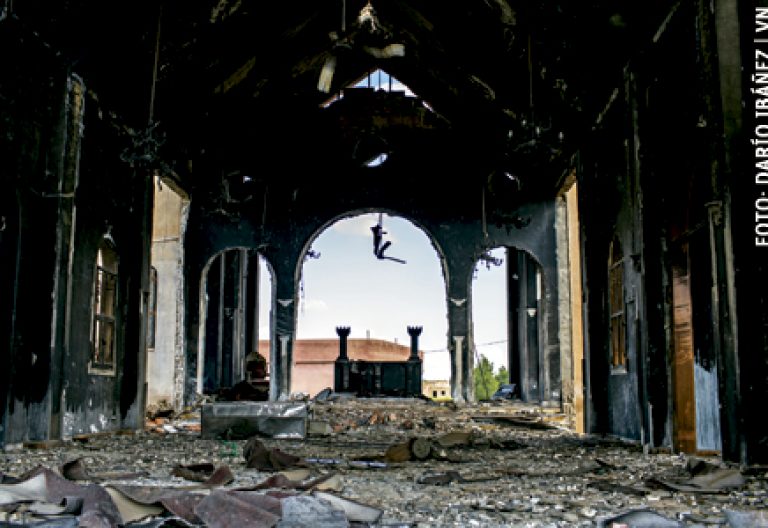 iglesia de San Jorge en Siria quemada en un ataque de los yihadistas del ISIS