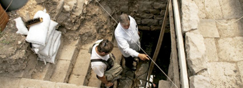 P. Juan María Solana, excavaciones en la antigua Magdala, ciudad de María Magdalena