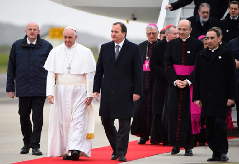 papa Francisco llega a Suecia viaje visita para conmemorar 500 años Reforma y diálogo católicos y luteranos 31 octubre 2016