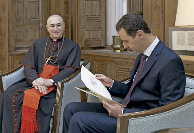 cardenal Mario Zenari con Bashar al-Ásad presidente de Siria diciembre 2016