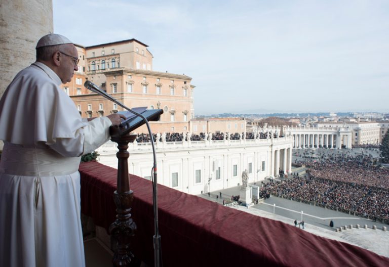 papa Francisco dirige mensaje Urbi et Orbi 25 diciembre 2016
