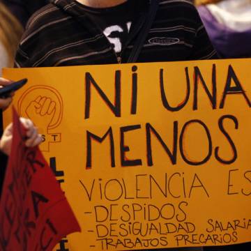 cartel Ni una menos contra la violencia machista y asesinato de mujeres