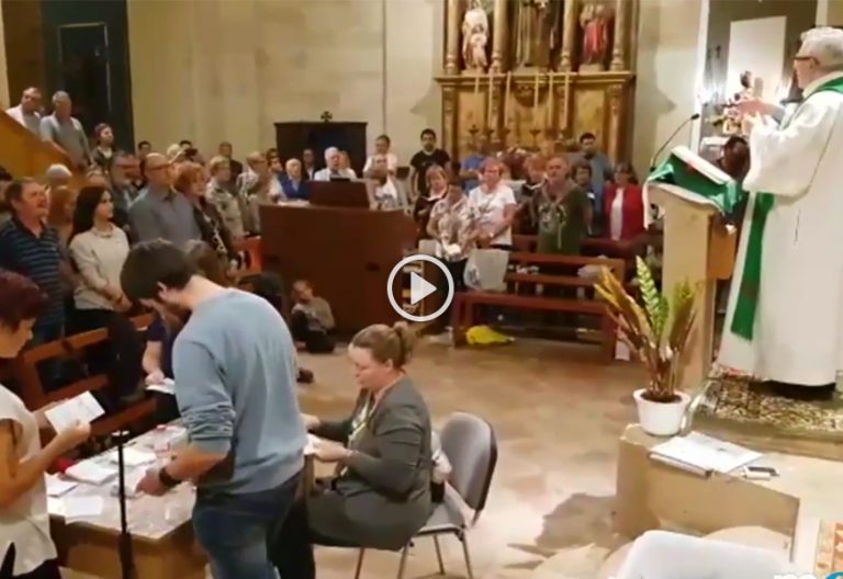 recuento de votos del referéndum 1 octubre en Cataluña parroquia en Tarragona
