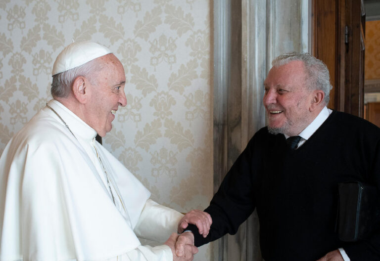 El Papa Francisco, con Kiko Argüello
