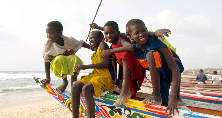 Niños de Senegal de un proyecto de Manos Unidas