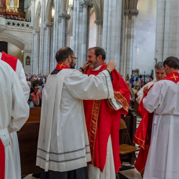 ordenación de tres diáconos permanentes el 29 de junio en la catedral de La Almudena