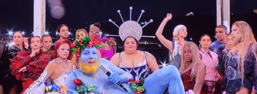 Espectáculo de drag queen emulando a la ültima Cena en la inauguración de los Juegos Olímpicos