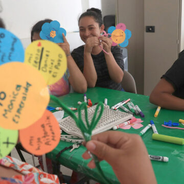 Migrantes permanecen en el albergue 'El buen Samaritano', en Ciudad Juárez, Chihuahua