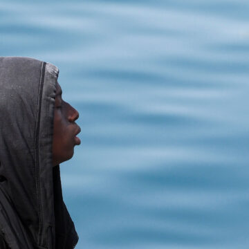 Inmigrante en el puerto de Arguineguín, Gran Canaria