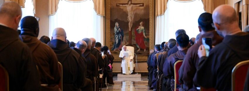 El papa Francisco, con los capuchinos