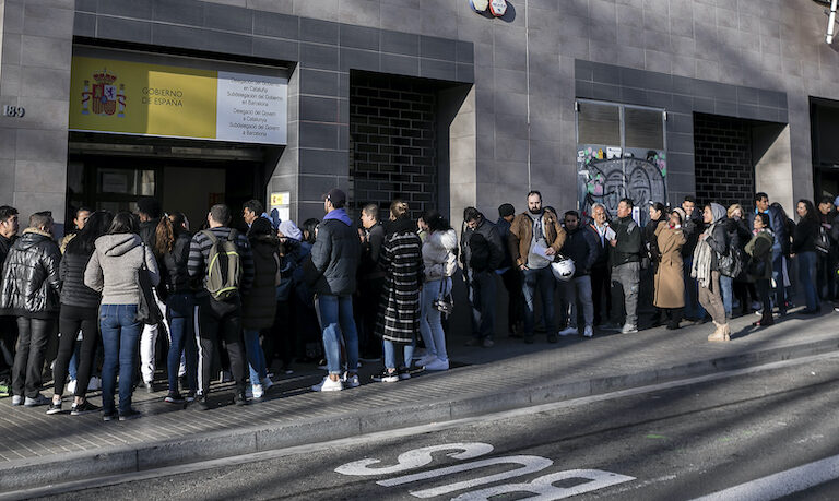 Cáritas Barcelona insta a las empresas a dar trabajo a personas en situación administrativa