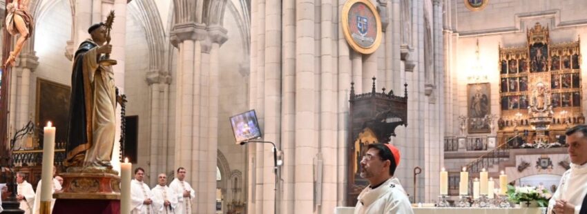 El cardenal Cobo en la misa por san Simón de Rojas