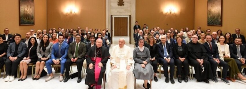 Francisco: “Me duele ver a esos cristianos que se esconden en las sacristías porque tienen miedo