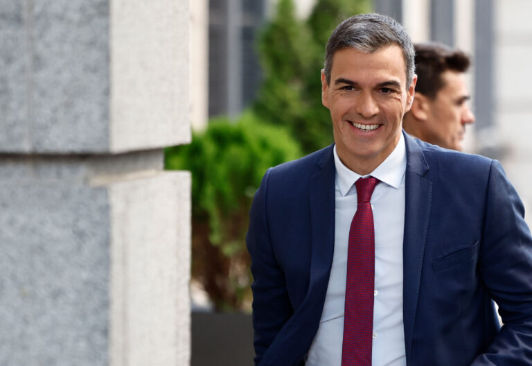 Pedro Sánchez, a su llegada a la sesión de control al Gobierno celebrada este miércoles 18 de