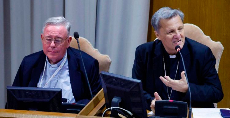 El cardenal Mario Grech en el retiro previo a la II Sesión del Sínodo de la Sinodalidad