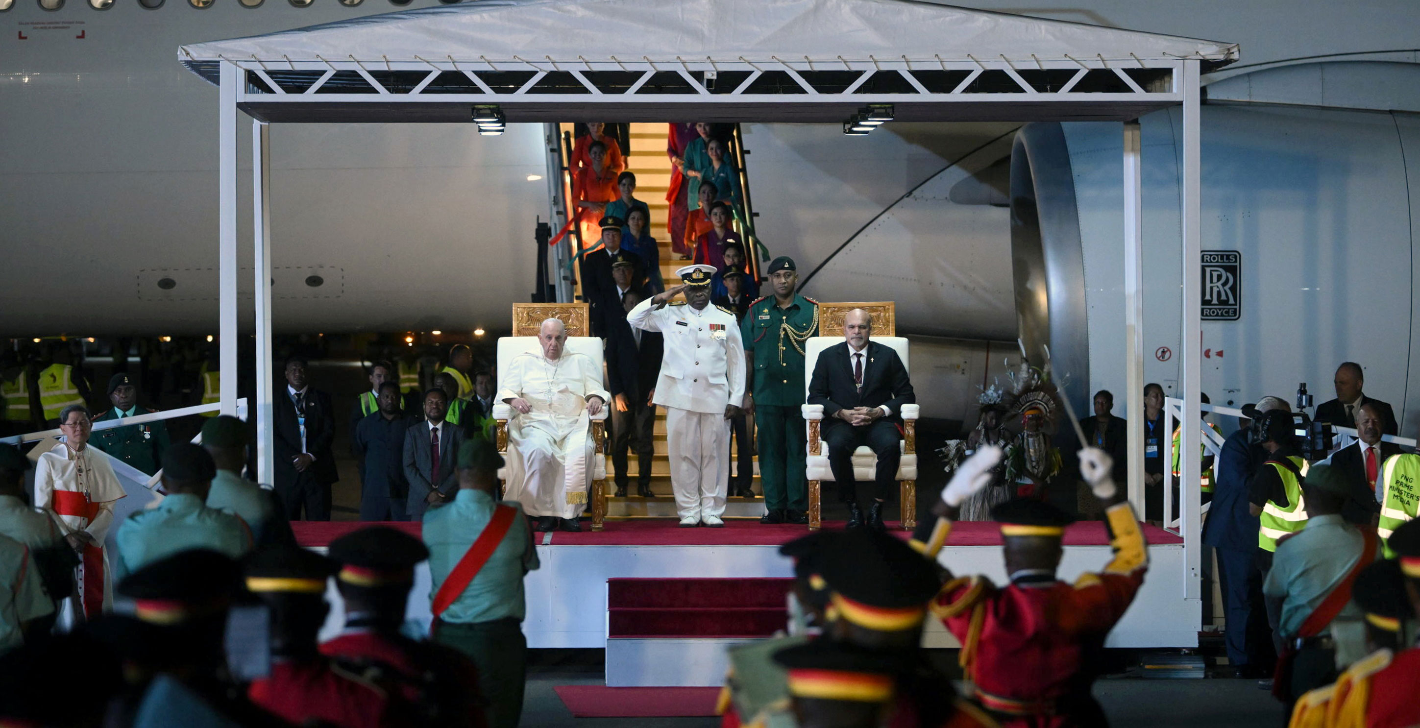 El papa Francisco llega a Papúa Nueva Guinea