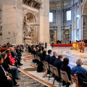 El papa Francisco con los teatinos en su quinto aniversario