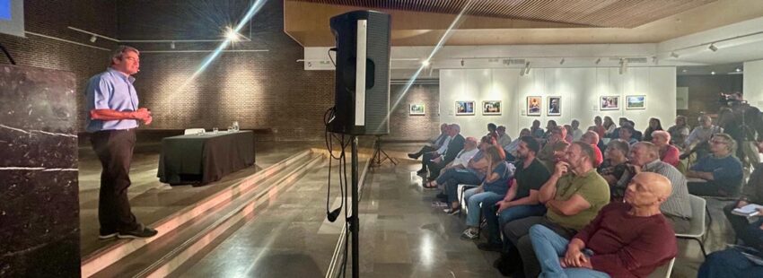 Presentación del libro de Luis Alfonso Zamorano