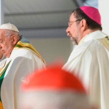 Francisco reivindica en su misa final en Bélgica que en la Iglesia “hay sitio para todos pero no