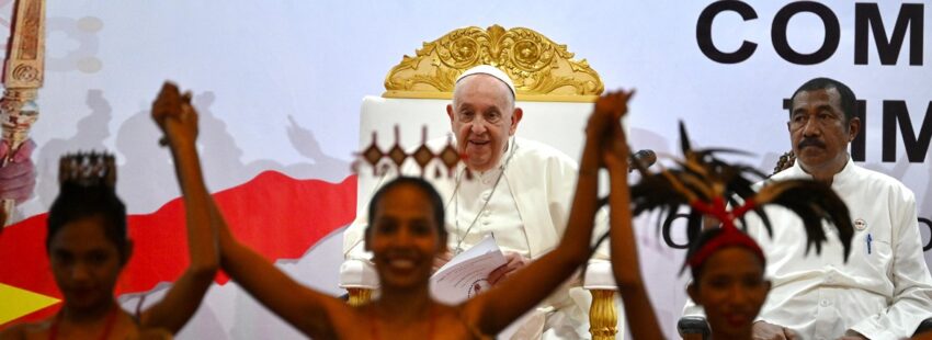 El papa Francisco, durante el encuentro con jóvenes de Timor Oriental