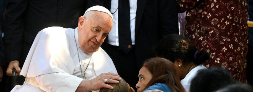 El papa Francisco, en la escuela Irmas Alma, de Dili