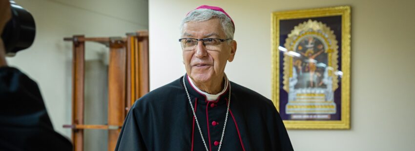 El cardenal arzobispo de Lima, Carlos Castillo