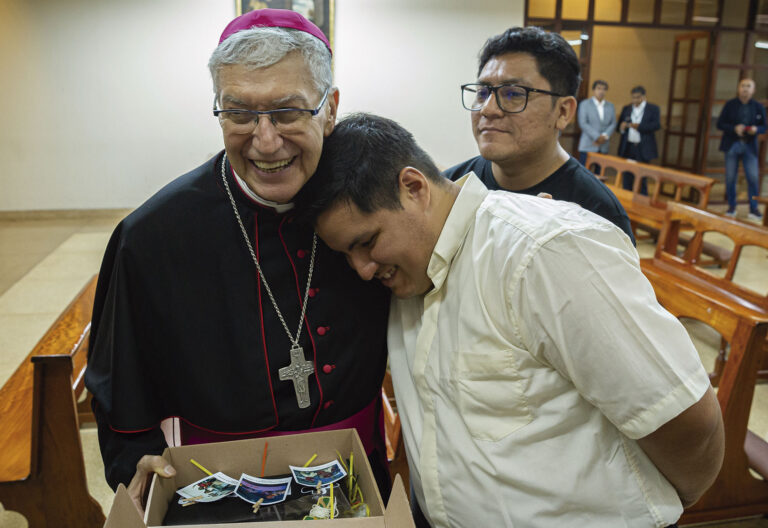 Cardenal arzobispo de Lima