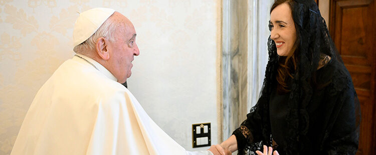 El Papa recibió a la Vicepresidente de Argentina