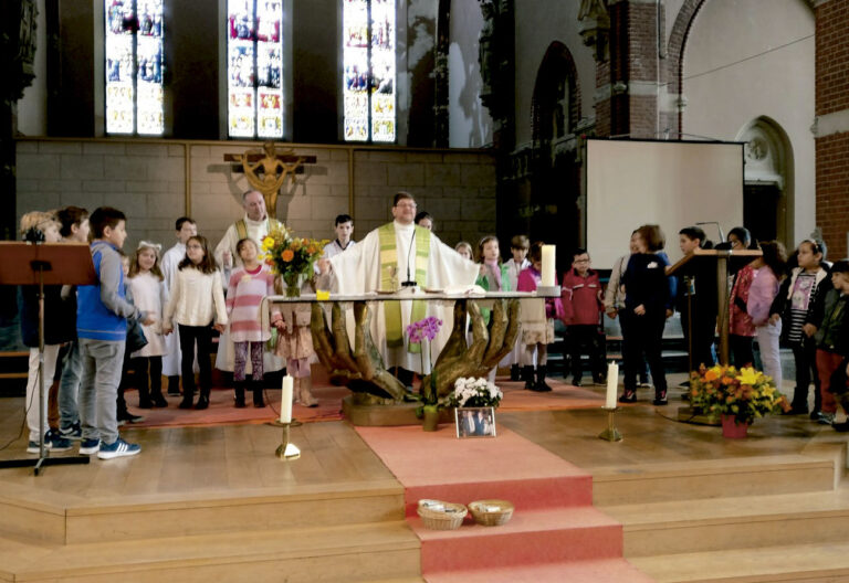 La parroquia de San Antonio de Padua, en Etterbeek (Bélgica) está pastoreada por el sacerdote