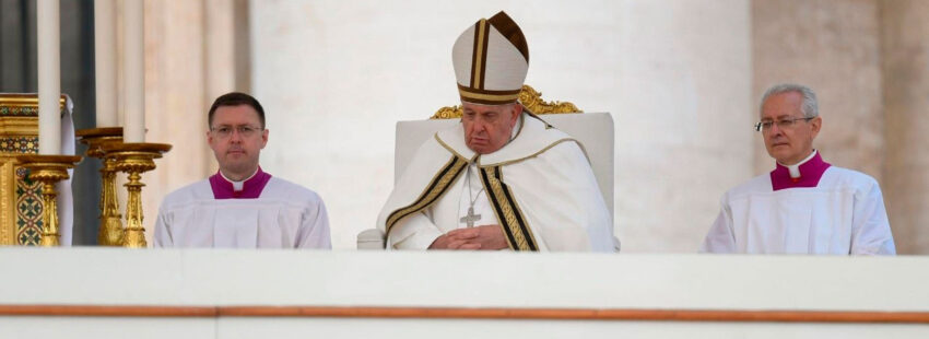 El papa Francisco en la misa de reapertura del Sínodo