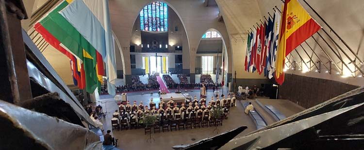 Chile: doble celebración en Santuario Nacional de Maipú