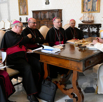 Obispos chilenos se reúnen con el Papa Francisco