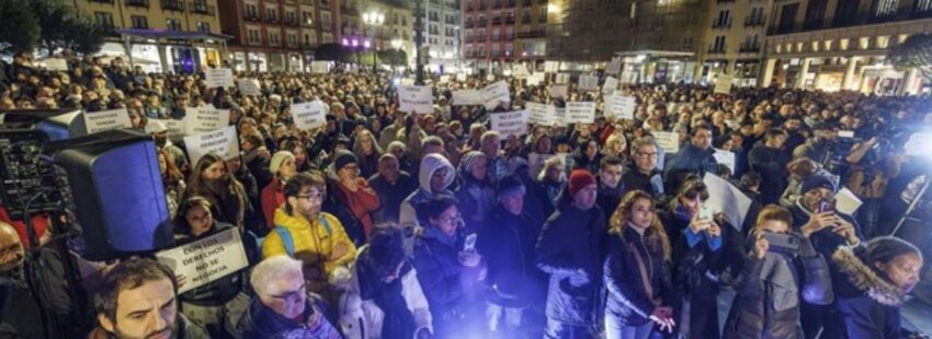 Manifestación en Burgos en apoyo de ONG solidarias (fuente Agencia Efe)